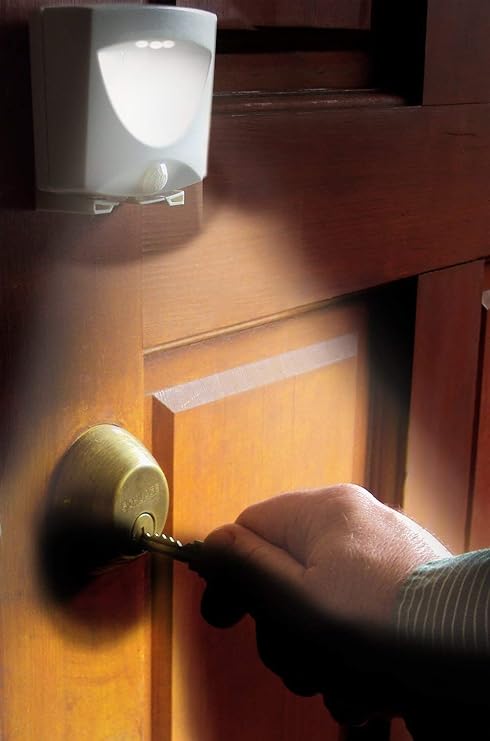 Motion Sensor LED Night Light – Wireless USB Rechargeable Cabinet, Wardrobe & Stair Light